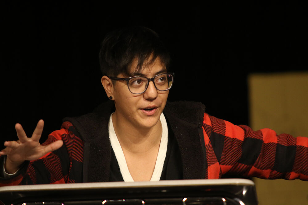 Studying hard or hardly studying: Snapshots from Gering's one act play